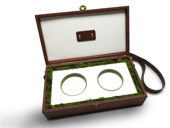 PACKAGING DE LUJO EN MADERA BANDOLERA VEGAN